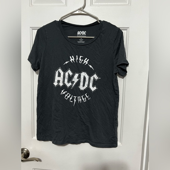 AC/DC Tops - AC/DC High Voltage Tee Size M